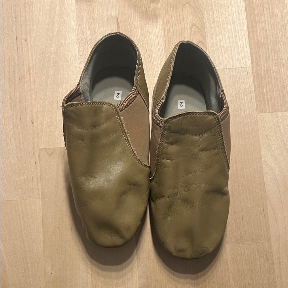 Girls Slip-On Jazz Shoes